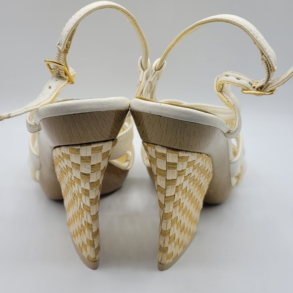 Pierre Dumas strappy sandals, off-white,  4" heel, Size 8M - Picture 4 of 8